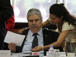 Carlos Humberto Aceves del Olmo y Luisa María Alcalde, durante la revisión de la reforma laboral. NOTIMEX  /