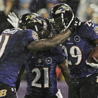 Cuervos vencen a Cafés