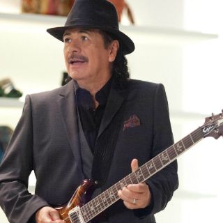 Carlos Santana denuncia el ''estereotipo negativo'' contra los hispanos en EU