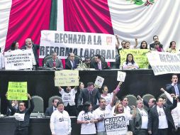 El senado durante la sesión donde se analizó la Reforma Laboral del Presidente Felipe Calderón.NTX  /
