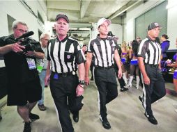 Los árbitros ''titulares'' trabajaron en el duelo de Baltimore contra Cleveland, gracias a un acuerdo tentativo. AP  /