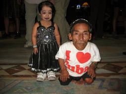 Separados por el lenguaje, la edad y cientos de kilómetros, ahora vuelven a reunirse en la exótica Katmandú. EFE  /