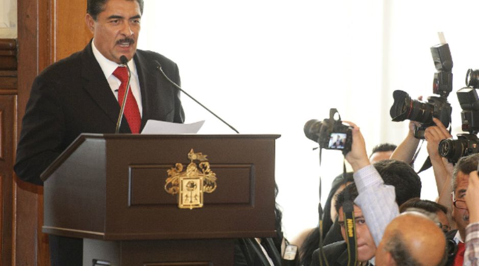 Ramiro Hernández García al momento de rendir protesta como presidente municipal de Guadalajara.  /