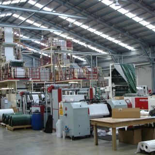 Articulan a investigadores con la industria del plástico