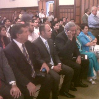 Cárdenas Jiménez y su fracción rinden protesta