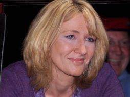 El patrimonio total de J.K. Rowling asciende a 701 millones 500 mil euros. ARCHIVO  /