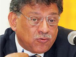 Miguel Alonso Raya, vicecoordinador del PRD, confirma la aprobación del viaje. ARCHIVO  /