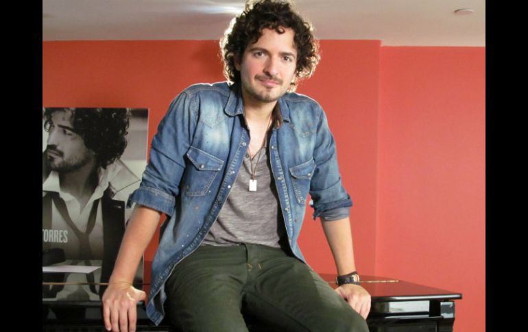 El puertorriqueño destacó la canción ''El abrigo'', en la que colaboran Juanes, Sanz y Martin. EFE  /