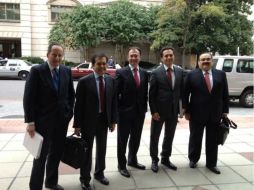 Videgaray encabeza una delegación del equipo de transición. Imagen tomada de Twitter @jc_ramirezmarin  /