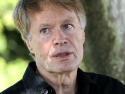 ''Son ellos los que deben resistir a la violencia'', manifestó el escritor francés. EFE  /