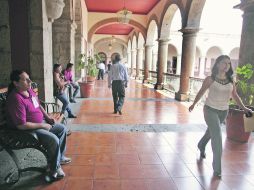 En la actual Legislatura, de febrero de 2010 al mismo mes de 2012, fueron contratados 860 trabajadores en el Poder Legislativo.  /