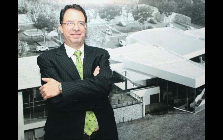 Antonio Casanueva Fernández, nuevo director del Ipade, buscará fortalecer los programas de perfeccionamiento de altos ejecutivos.  /