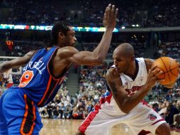 Los Knicks de Nueva York, han ganado dos veces el campeonato, mientras los Pistons de Detroit, lo han ganado tres veces. ARCHIVO  /