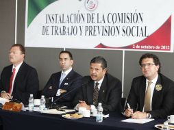 La Comisión de Trabajo y Previsión Social del Senado se declaró en sesión permanente para analizar la reforma laboral. NTX  /