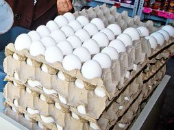 El 64% de los consultados señaló que compra menos huevo de lo acostumbrado. ARCHIVO  /