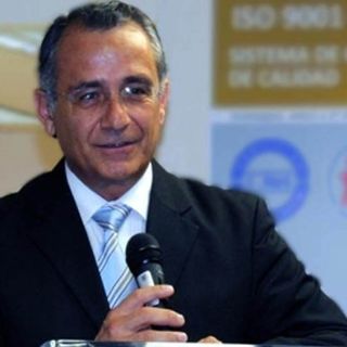 Guzmán y Coronado pasan examen; aumenta la molestia entre notarios