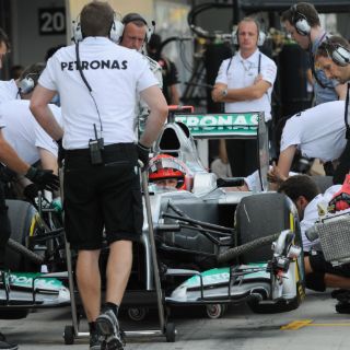 Schumacher se estrella en los libres de Japón