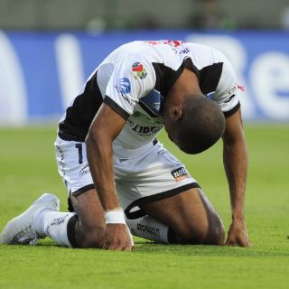 Técnicos en peligro en el Apertura 2012