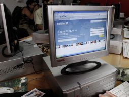 Las redes sociales han sido un gran apoyo para las personas que las utilizan. ARCHIVO  /