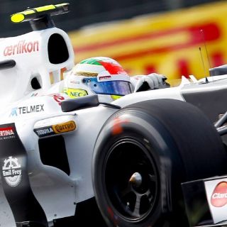 Sauber puede pelear por un buen lugar en Japón, dice ''Checo'' Pérez