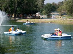 En la imagen el lago del Parque Alcalde en donde los usuarios pueden pasear en lanchas. ESPECIAL  /