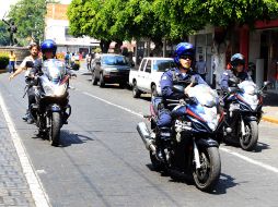 Policías de Guadalajara durante un recorrido de vigilancia en calles del Centro Histórico de Guadalajara. ARCHIVO  /