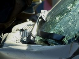Policía de Tlajomulco, Vialidad y bomberos se presentaron en el lugar para atender a las víctimas y deslindar responsabilidades.ARCHIVO  /