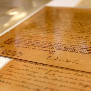 Subastan carta de Einstein sobre Dios