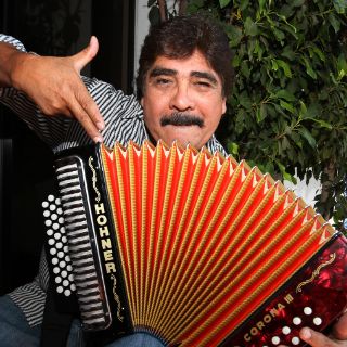 Celso Piña cierra con energía Entijuanarte 2012