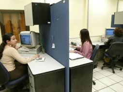 El bono del Servidor Público equivale a una quincena y se entrega todos los años en el mes de septiembre. ARCHIVO  /