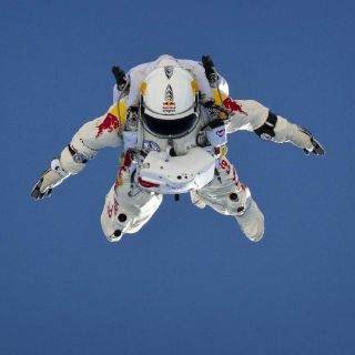 Paracaidista buscará romper la barrera del sonido