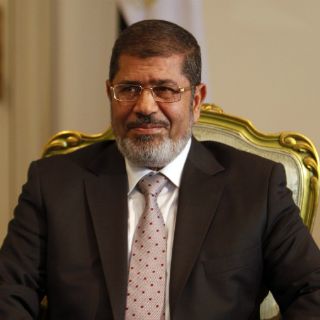 Presidente egipcio perdona a prisioneros políticos