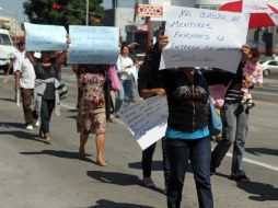 El contingente partió de la Glorieta de La Normal hacia las oficinas de la Sedesol.  /