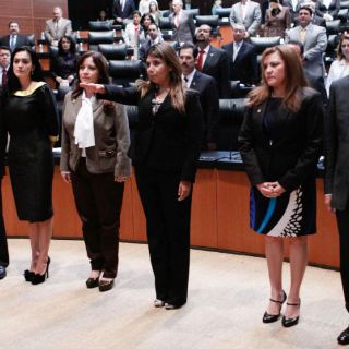 Asume senaduría suplente de Alonso Lujambio