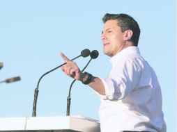 Antes de asumir la Presidencia, Enrique Peña Nieto aprovecha para conocer a fondo el trato con otros mandatarios. NTX  /