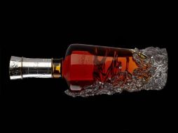 Más de dos millones de pesos mexicanos por una botella de whisky, se solicita comprador. EFE  /