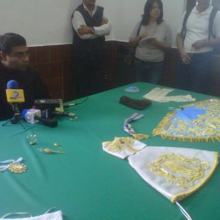 Presentan vestuario de la Virgen de Zapopan para Romería