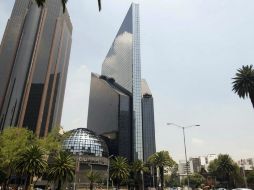 La Bolsa mexicana suma su tercera jornada consecutiva de ajustes tras tocar niveles máximos históricos.  /
