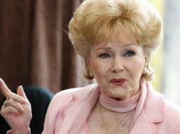 Debbie Reynolds recién concluyó el rodaje de una cinta que abordará el lado íntimo del pianista Liberace. ARCHIVO  /