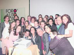 Recuerdo. La foto familiar.  /