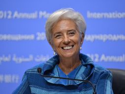 La directora gerente del Fondo Monetario Internacional (FMI), Christine Lagarde, ofrece una rueda de prensa. EFE  /