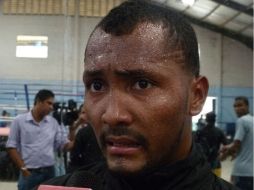 El panameño ostenta un historial de 33 triunfos (12 por nocaut), una derrota y un empate. ARCHIVO  /