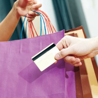 Crédito al consumo crece 24% anual