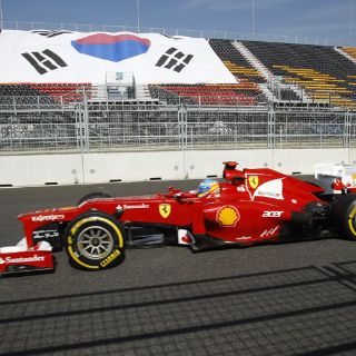 Alonso y Vettel buscan conquistar Corea