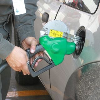Mañana nuevo aumento al precio de la gasolina