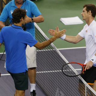 Murray derrota a Federer y jugará contra Djokovic la final de Shanghai