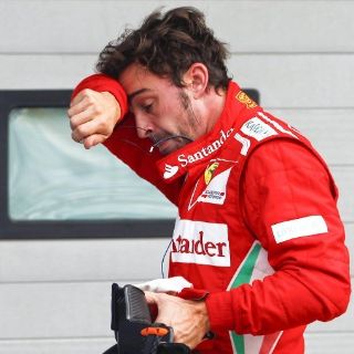 Ferrari puede derrotar a Red Bull con trabajo en equipo: Alonso