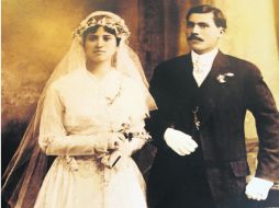 La del recuerdo. Salomé Ávila Corona y Josefina Acosta Martínez se casaron en 1917 en Guadalajara.  /