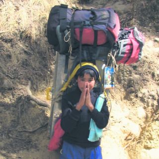 Caminando en los alrededores del Everest