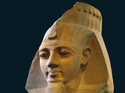 Fotografía cedida por el British Museum de la monumental estatua de Ramsés II. EFE  /